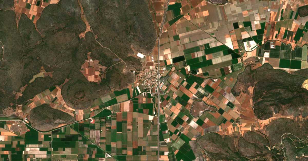 Mapa por satélite de Kástron