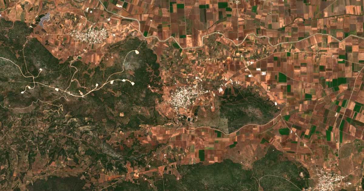 Mapa por satélite de Kaparéllion