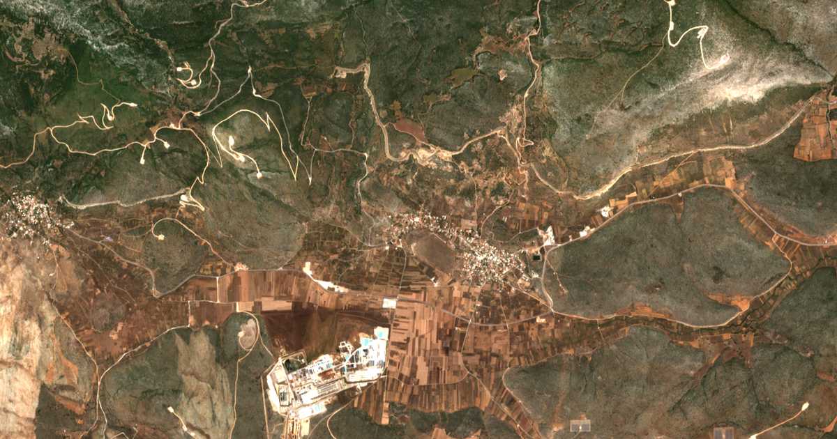 Mapa por satélite de Tisbe