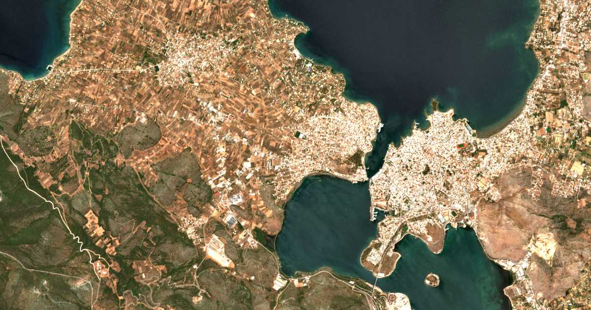 Mapa por satélite de Xiróvrysi