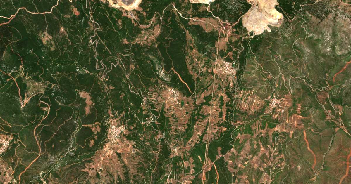 Mapa por satélite de Kyparíssion
