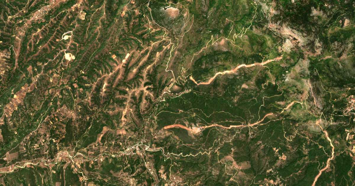 Mapa por satélite de Mavrópoulon