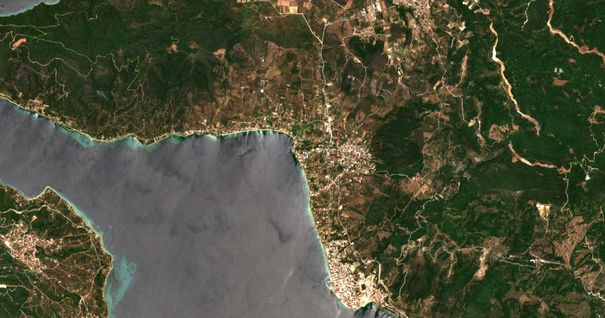 Mapa por satélite de Paralía Agíou Nikoláou