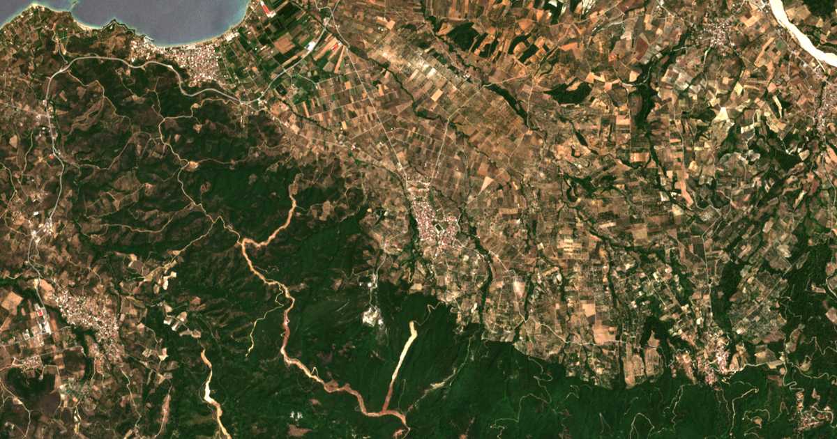 Mapa por satélite de Taxiárchis