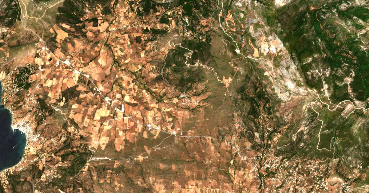 Mapa por satélite de Katsarónion