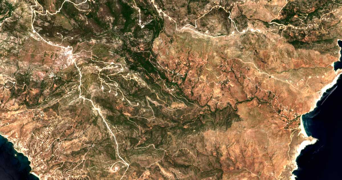 Mapa por satélite de Platanistós
