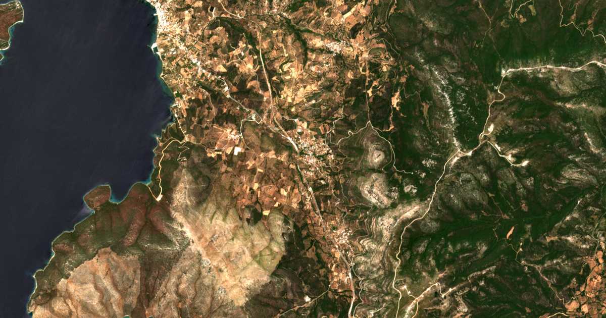 Mapa por satélite de Estira