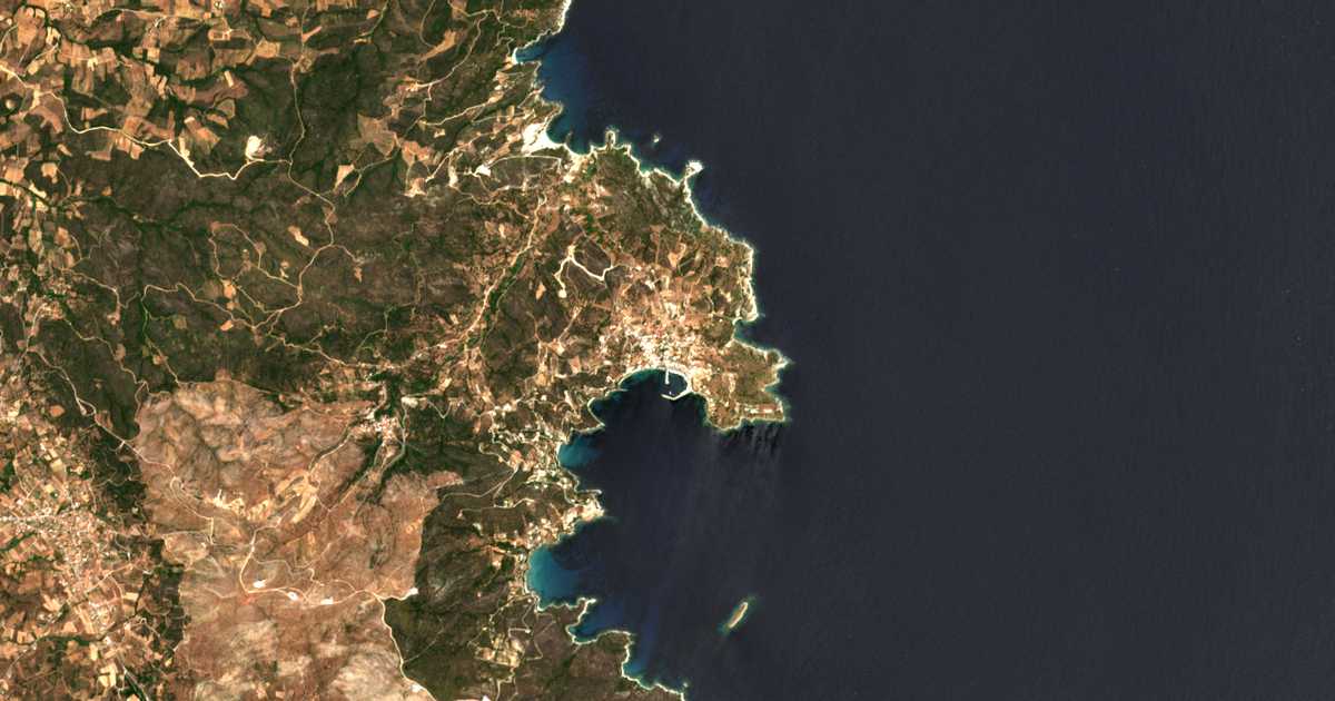 Mapa por satélite de Ágioi Apóstoloi