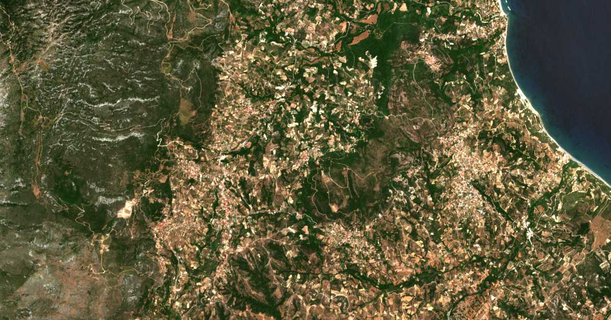 Mapa por satélite de Áno Kouroúnion