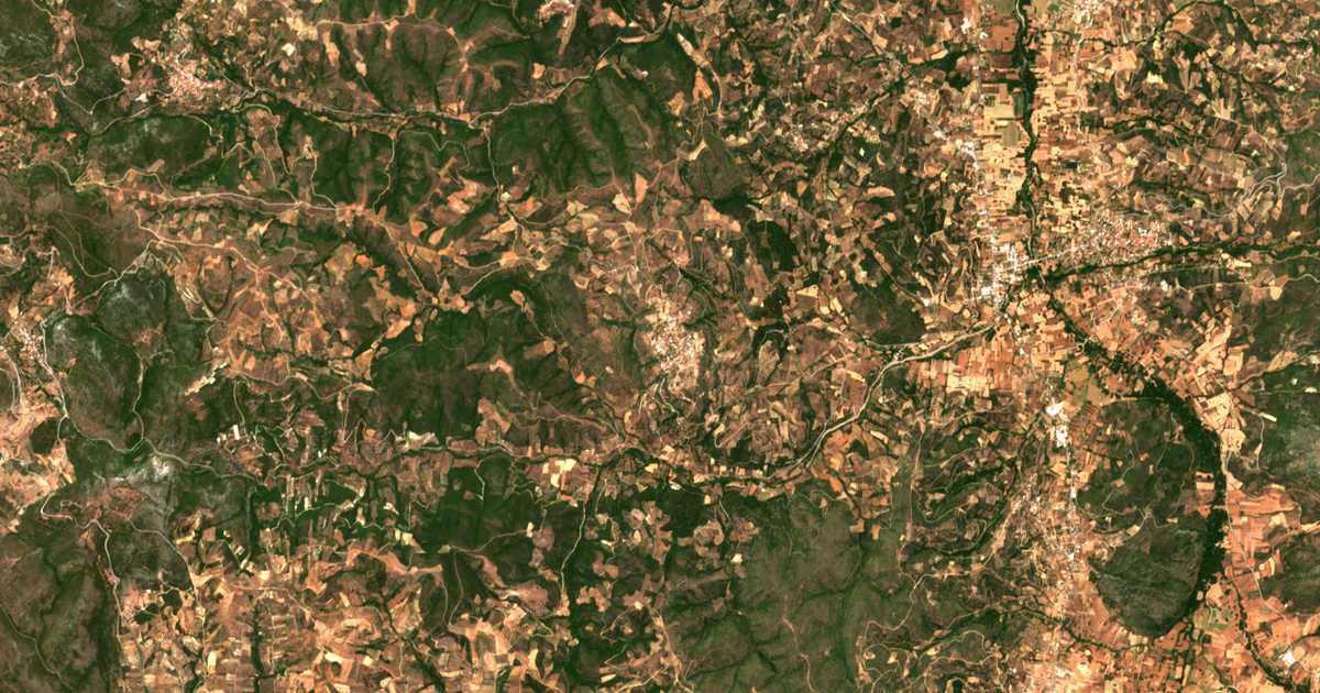 Mapa por satélite de Ágios Geórgios