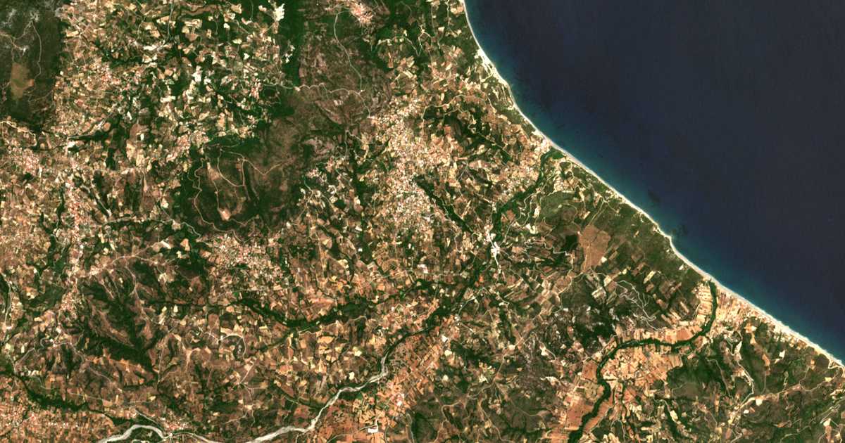Mapa por satélite de Kámpos
