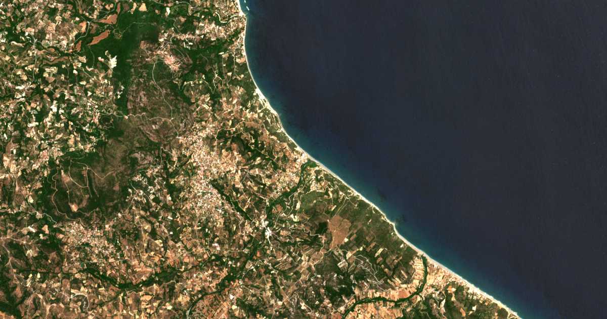 Mapa por satélite de Paralía