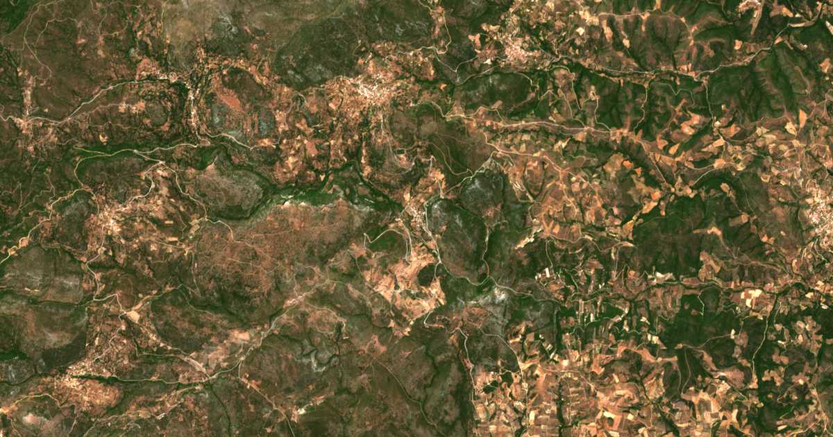 Mapa por satélite de Paramerítai