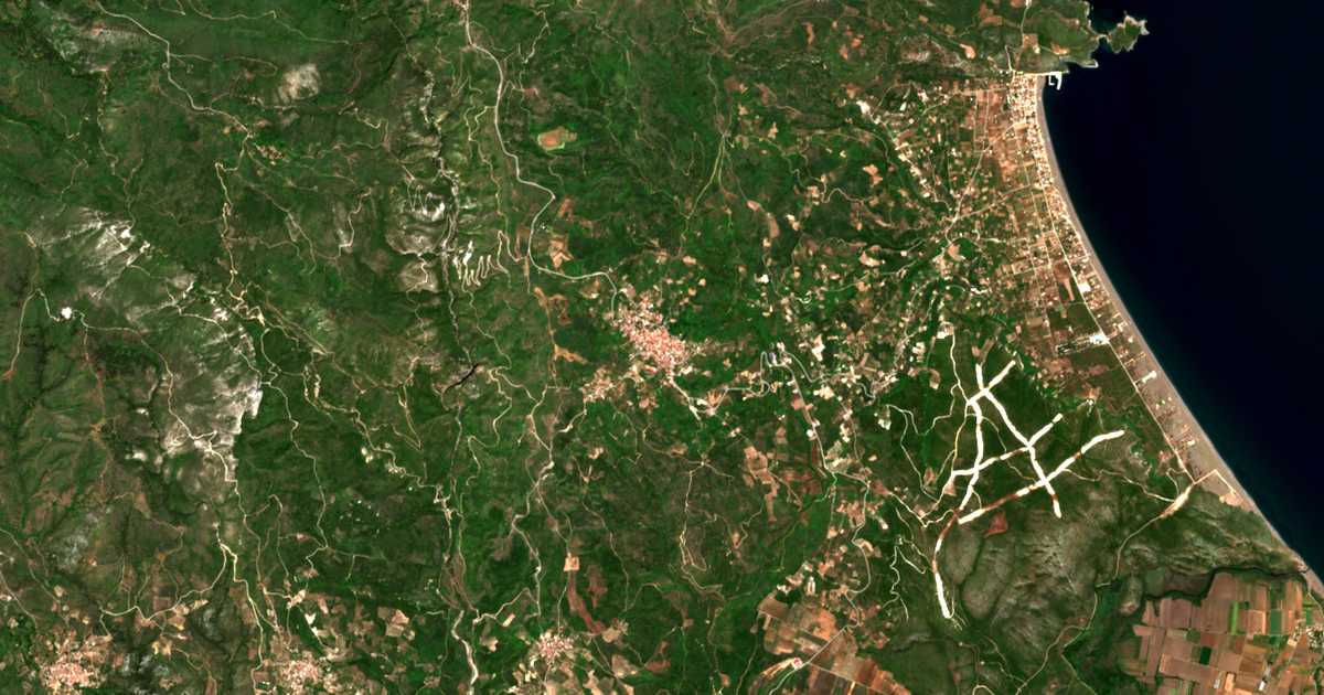 Mapa por satélite de Agía Ánna