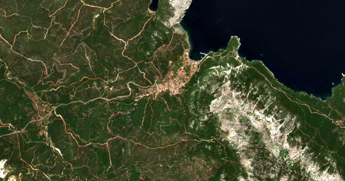 Mapa por satélite de Pílion