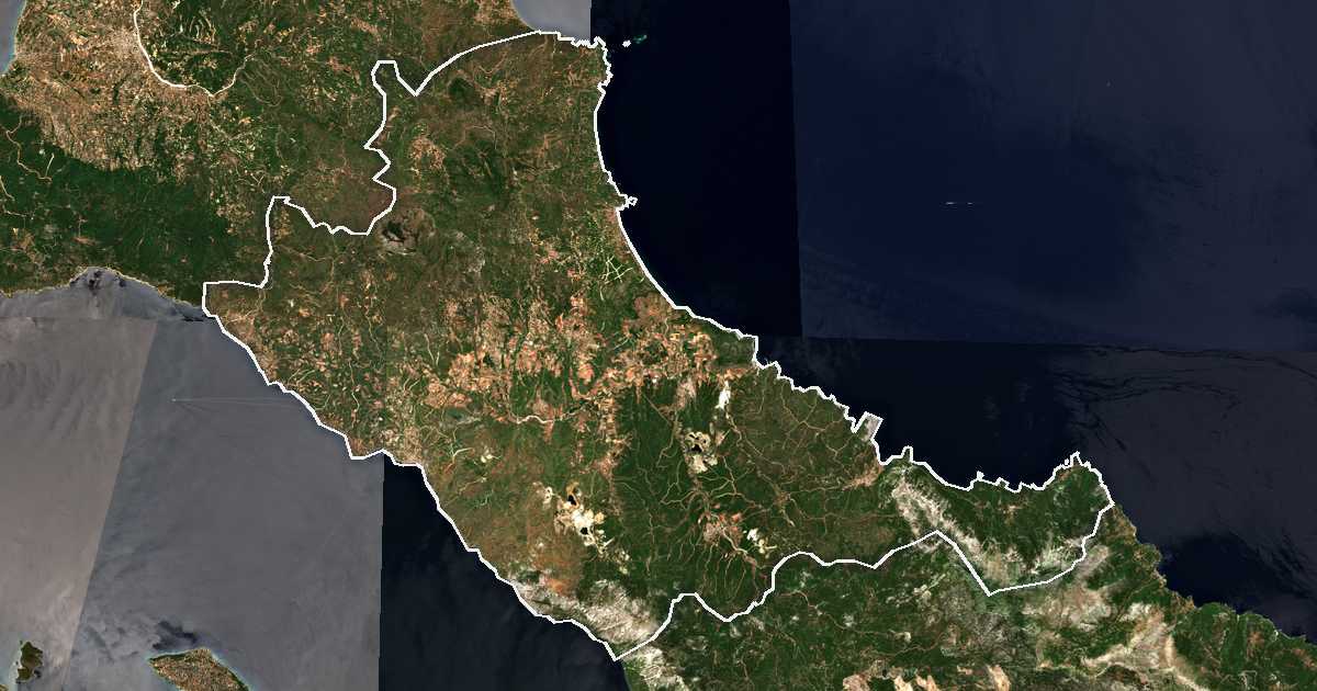Imagen de satélite con el límite trazado: Mantudi-Limni-Agia Anna