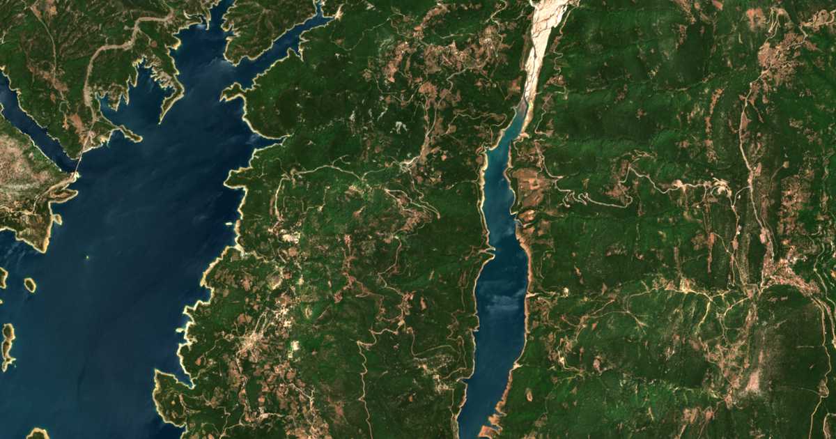 Mapa por satélite de Kopsaíika