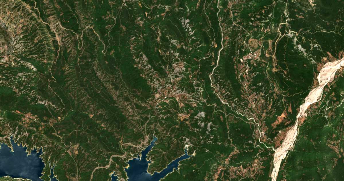 Mapa por satélite de Longítsion