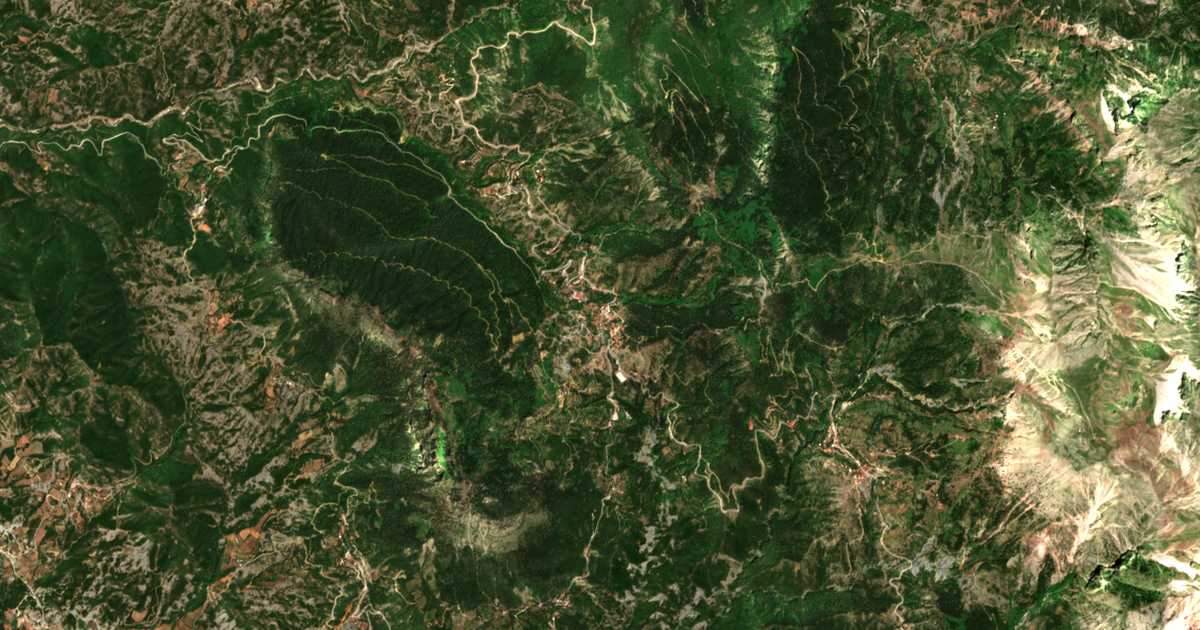 Mapa por satélite de Raptópoulon