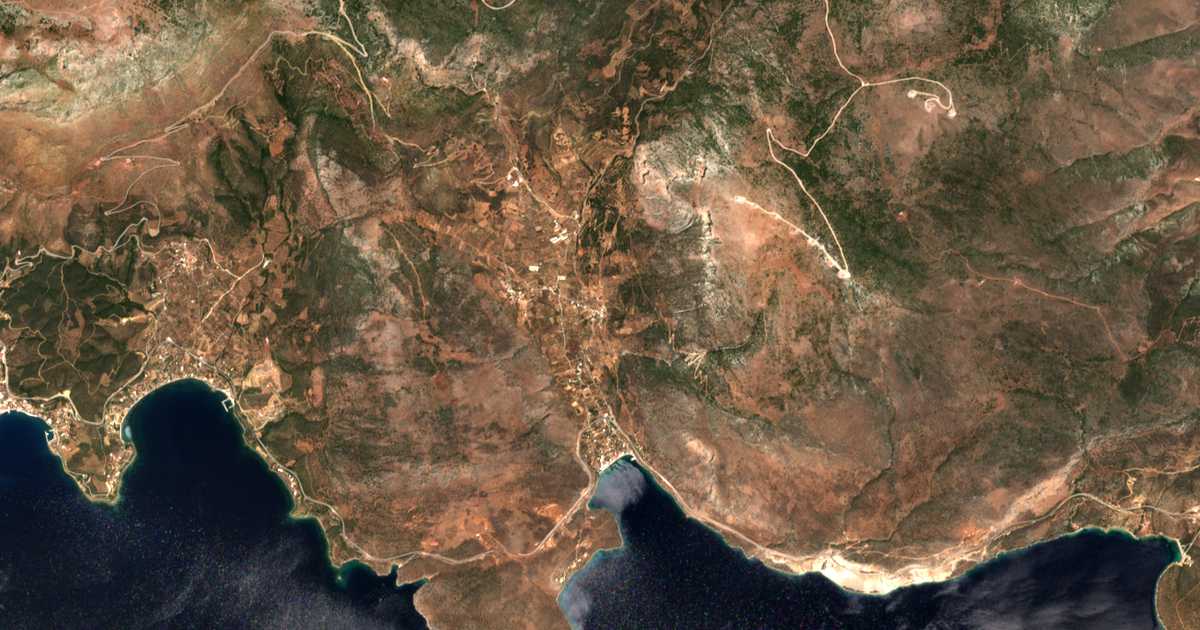 Mapa por satélite de Ágioi Pántes