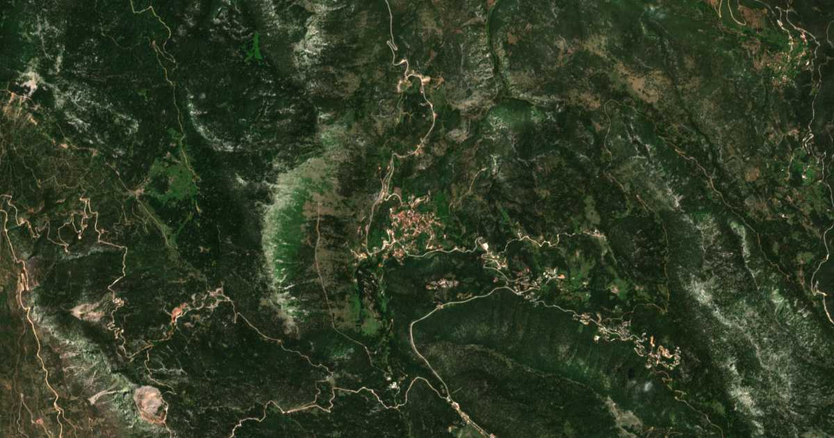 Mapa por satélite de Eptálofos