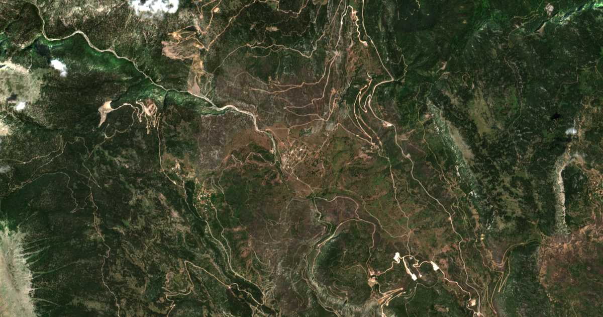 Mapa por satélite de Víniani