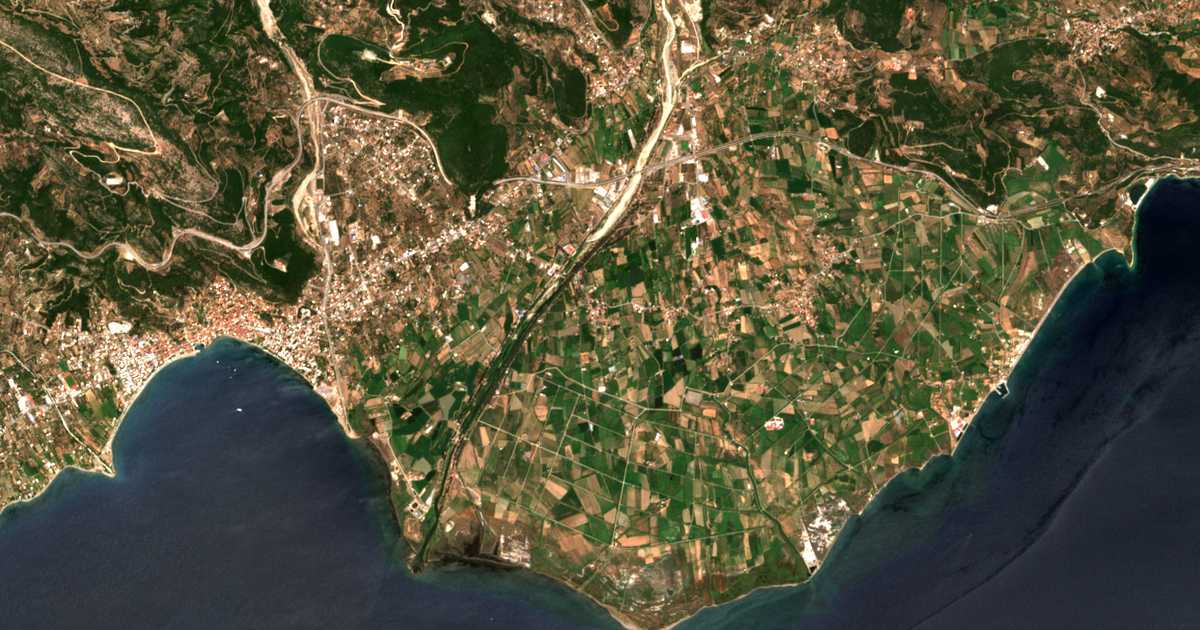 Mapa por satélite de Malámata