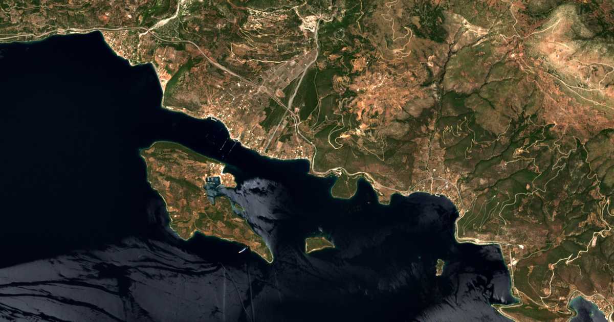 Mapa por satélite de Spiliá