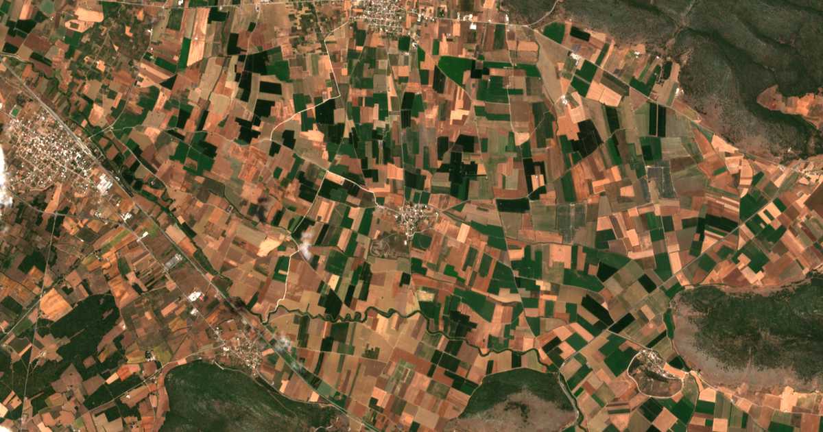 Mapa por satélite de Lefkochórion