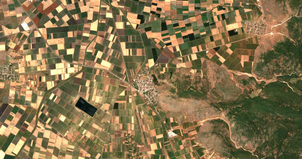 Mapa por satélite de Néon Monastírion