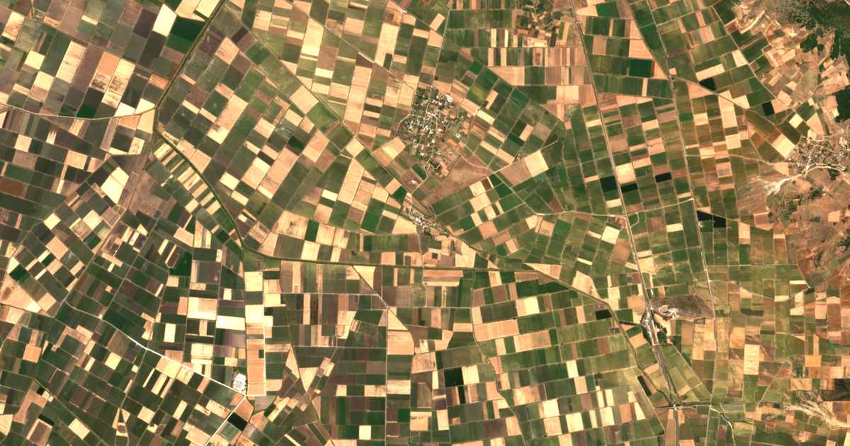 Mapa por satélite de Petrília