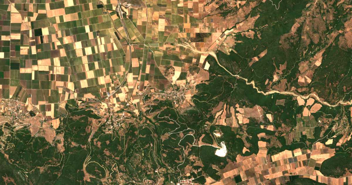 Mapa por satélite de Pournárion
