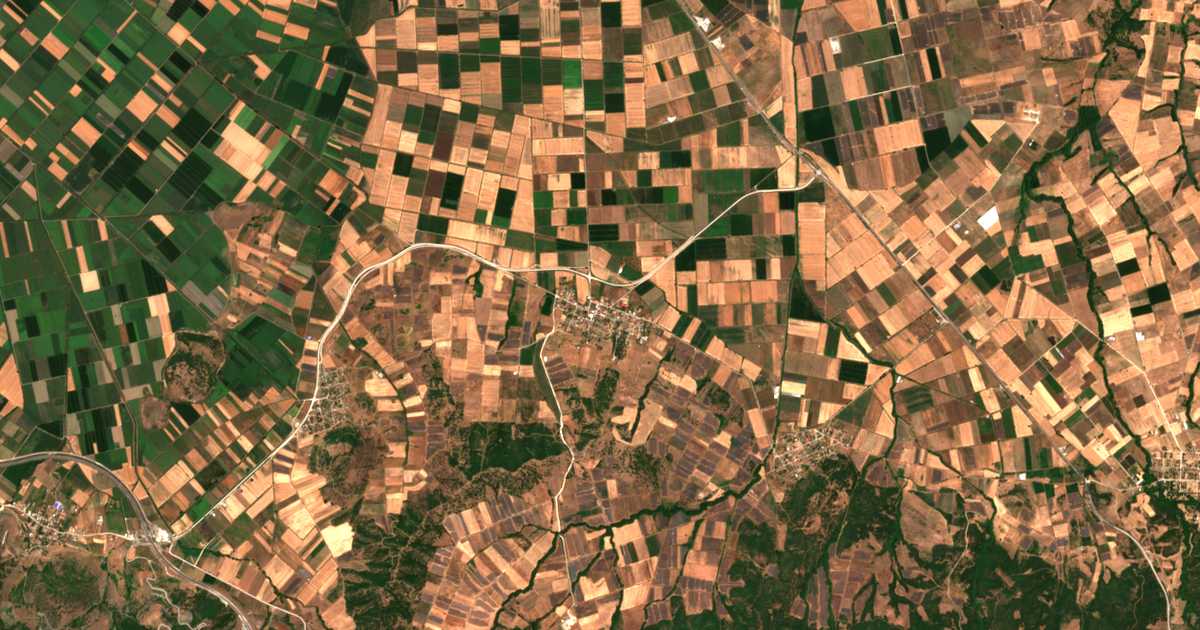 Mapa por satélite de Xyniás