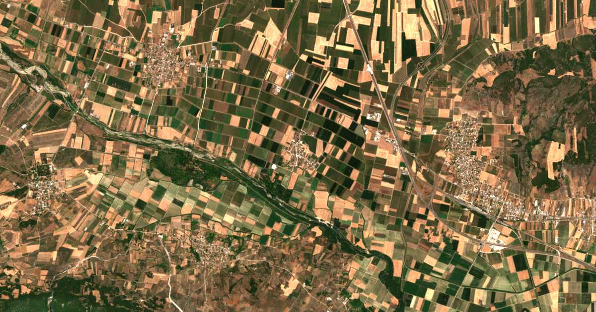 Mapa por satélite de Amoúrion
