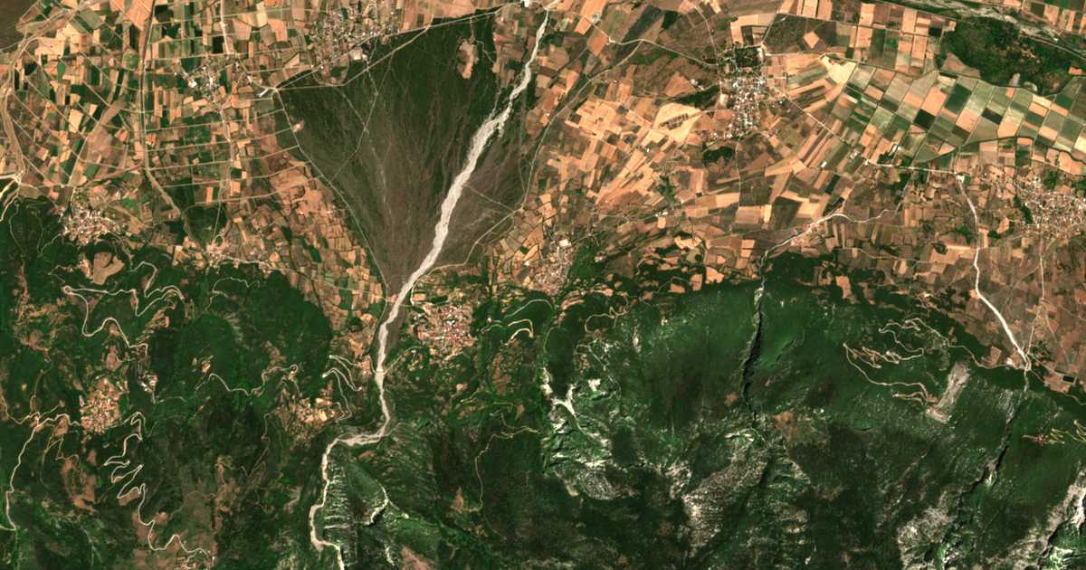 Mapa por satélite de Argyrochórion