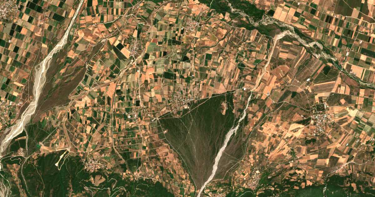 Mapa por satélite de Ladikoú