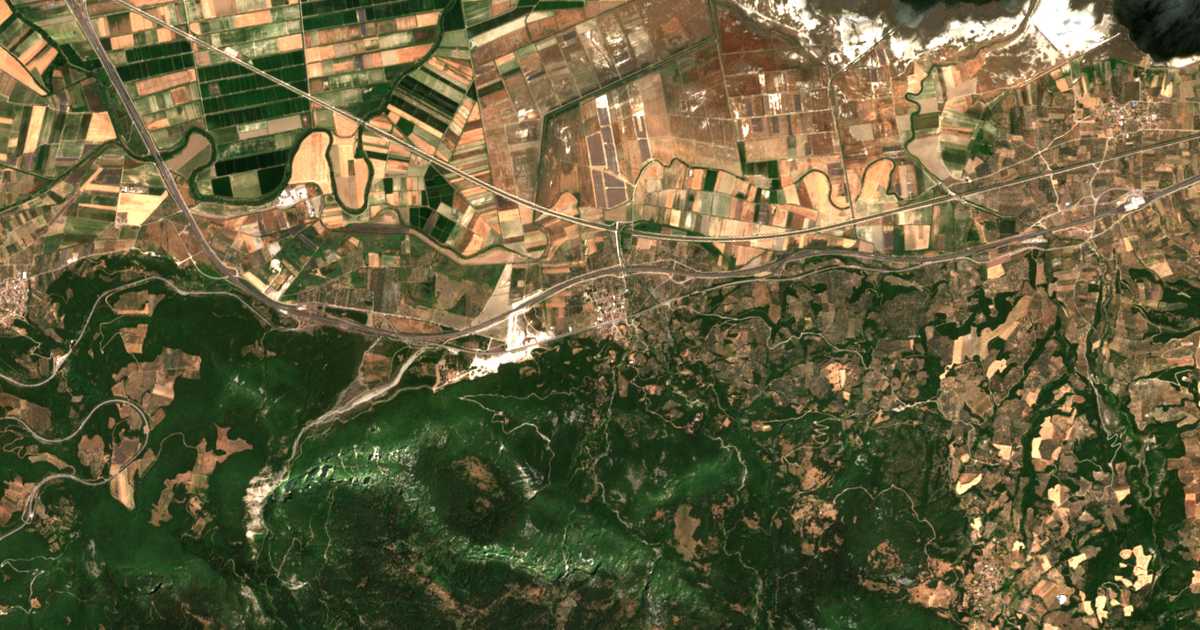 Mapa por satélite de Thermopýlai
