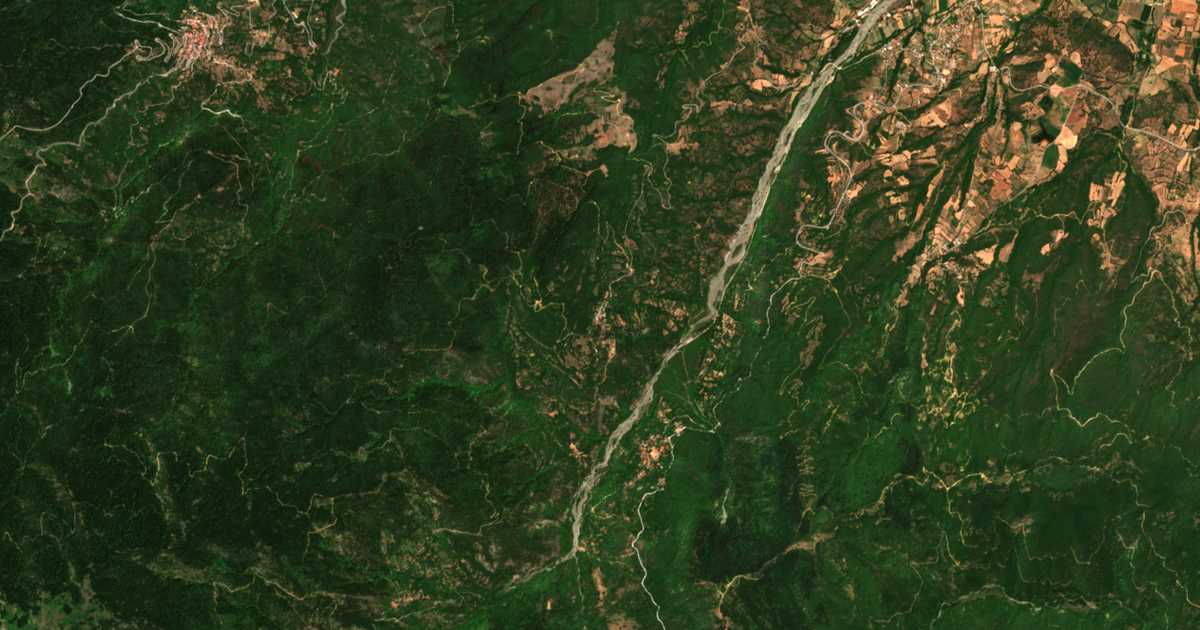 Mapa por satélite de Pítsion