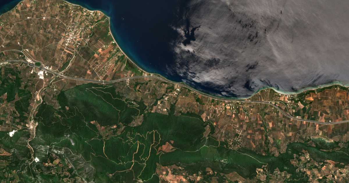 Mapa por satélite de Néa Ágnanti