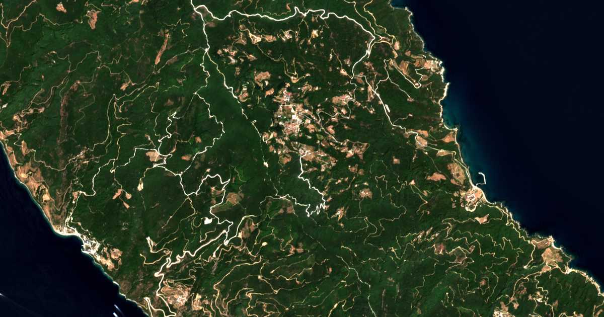 Mapa por satélite de Monasterio de Kutlumusion