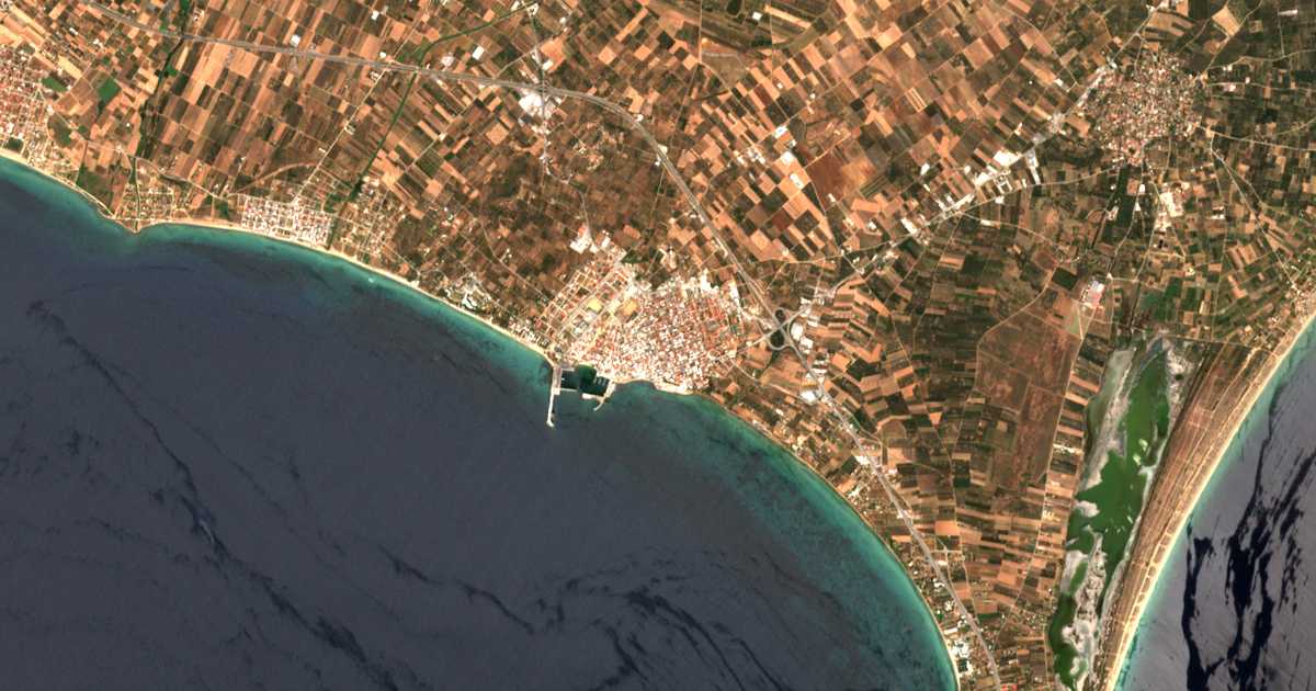 Mapa por satélite de Nea Moudaniá
