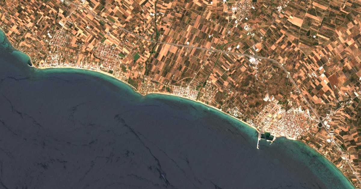 Mapa por satélite de Paralía Dionysíou
