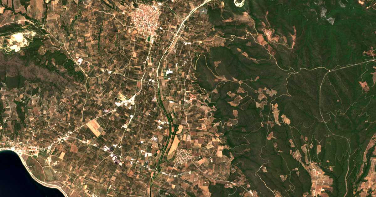 Mapa por satélite de Evangelismós Tis Theotókou