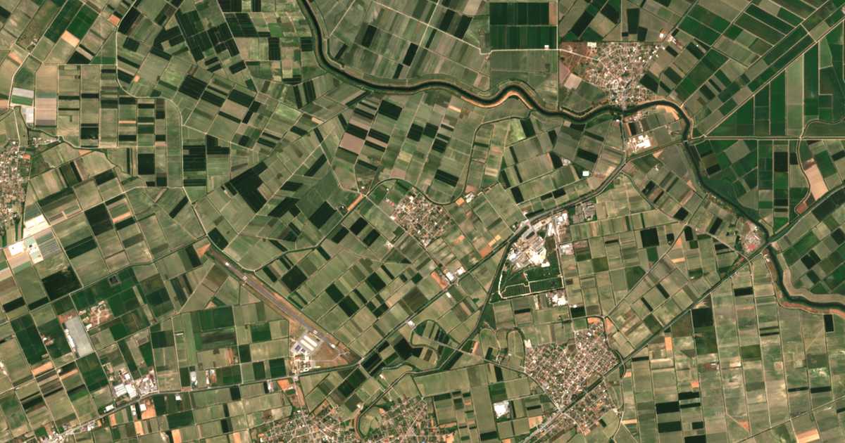 Mapa por satélite de Árachos
