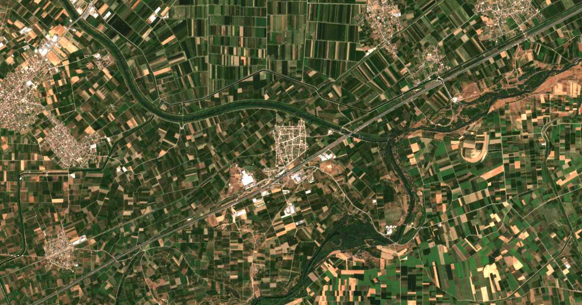 Mapa por satélite de Kouloúra