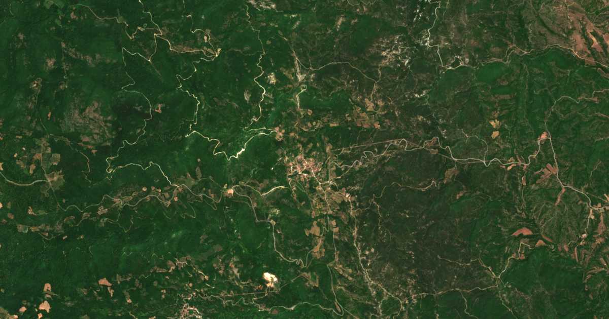 Mapa por satélite de Skra