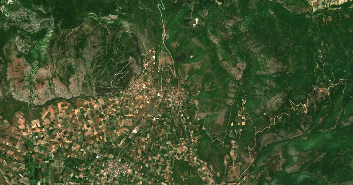 Mapa por satélite de Foústani