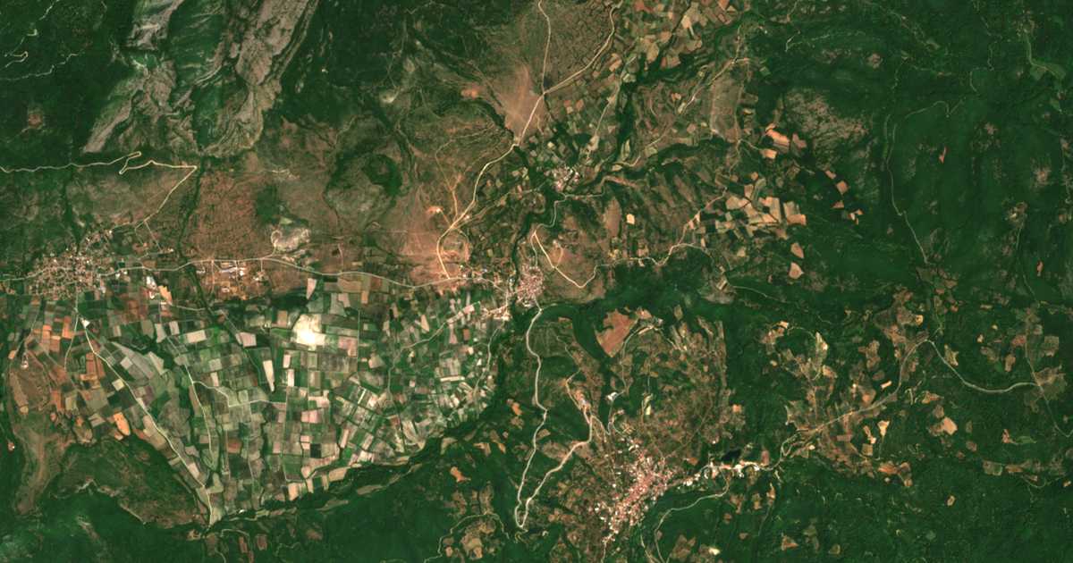 Mapa por satélite de Períkleia