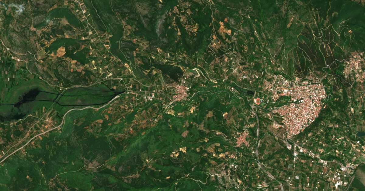 Mapa por satélite de Agras