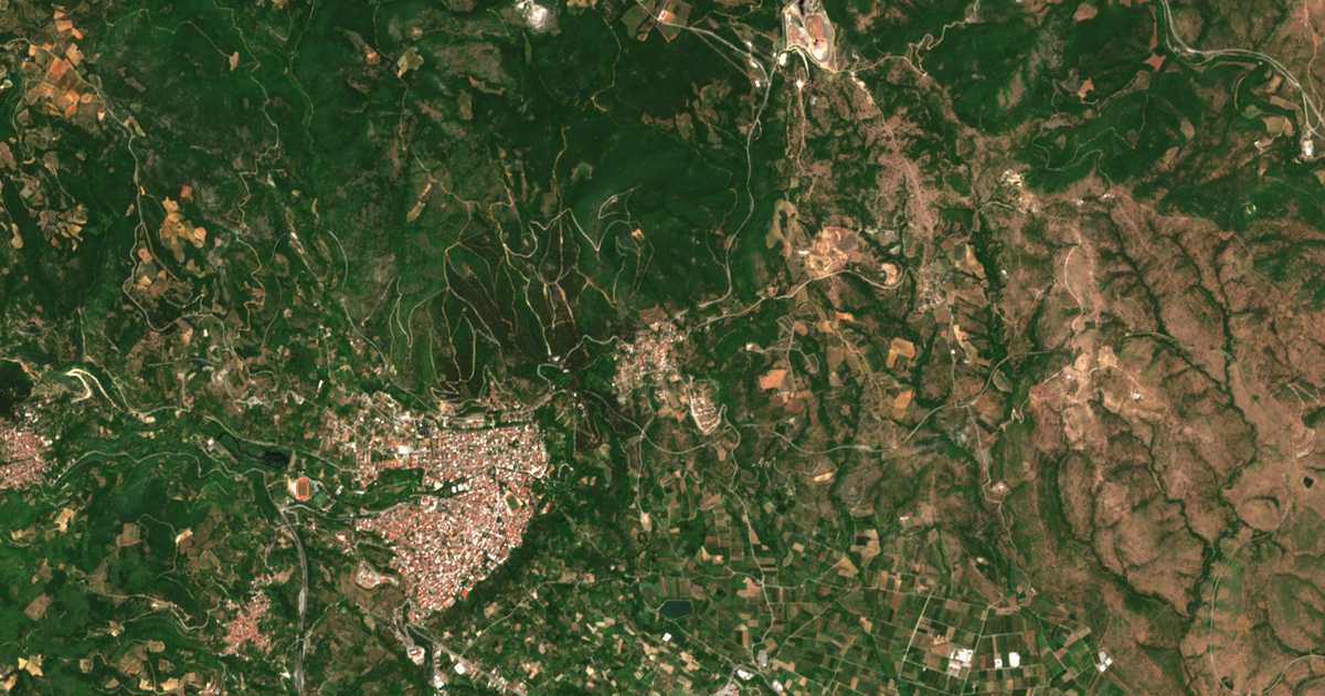 Mapa por satélite de Ekklisiochórion